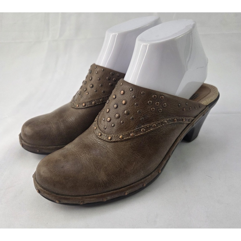 Sofft Brown Leather Studded Mule Shoes Women's Size 6.5 Slip-On Block Heel